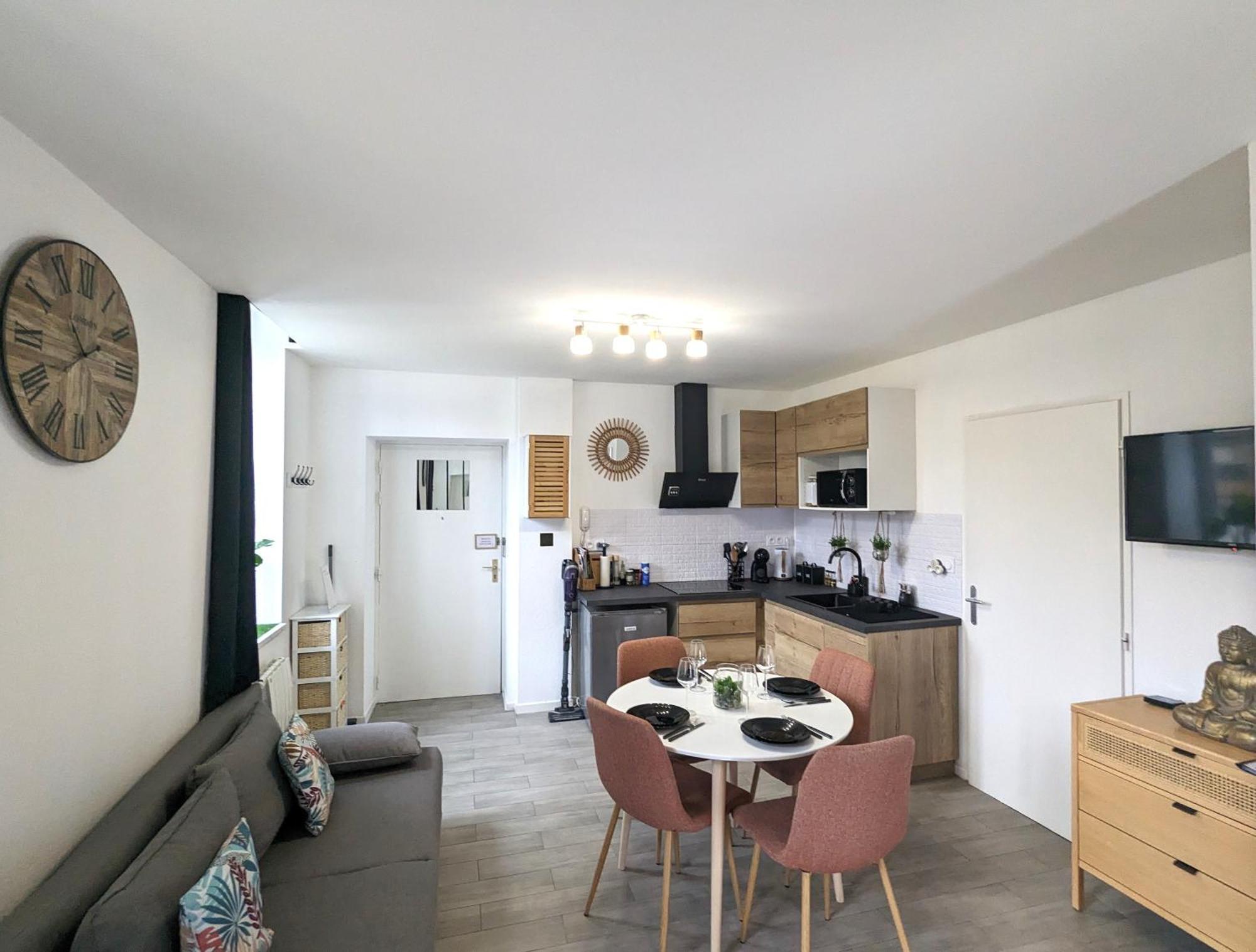 Bel Appartement Meximieux Centre Ville 2 Chambres Zewnętrze zdjęcie